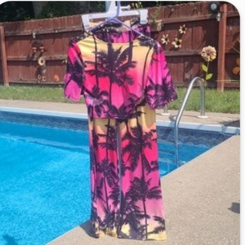 New! Women Small Bright colorful Tropical sexy crop halter top & matching pants